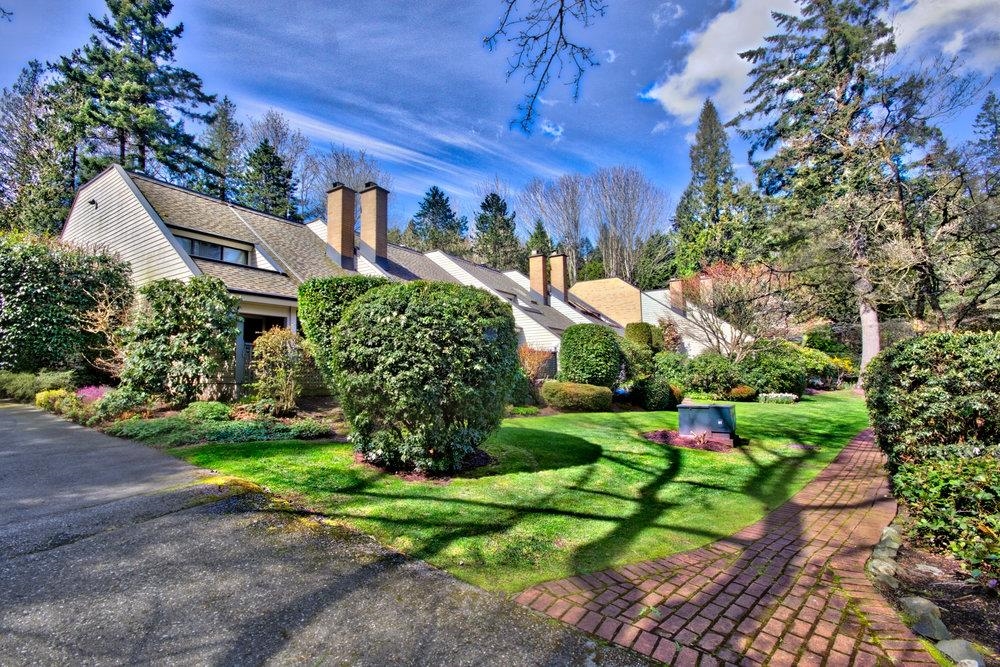 Exterior Front Photo of 15 4957 Marine Drive, West Vancouver, BC
