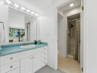 Entry Foyer Photo of 15 4957 Marine Drive, West Vancouver, BC