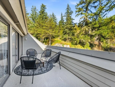 Outdoor Deck Photo of 15 4957 Marine Drive, West Vancouver, BC