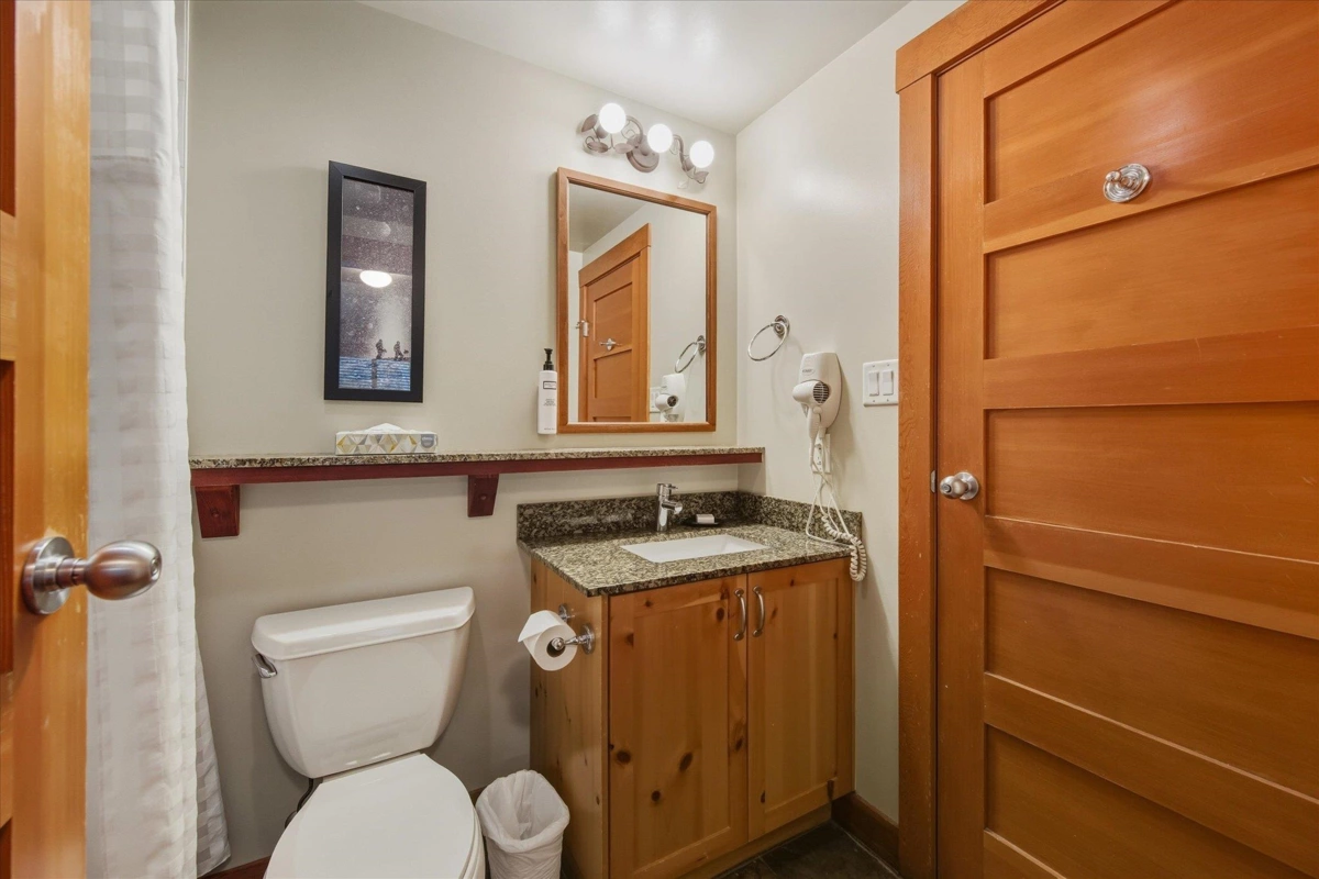 Office / Den Photo of 430D 2036 London Lane, Whistler, BC