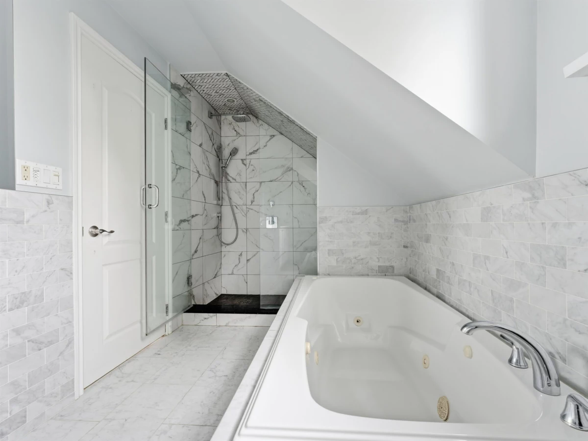 Loft / Bonus Room Photo of 5140 Sperling Avenue, Burnaby, BC