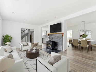 5140 Sperling Avenue, Burnaby, BC