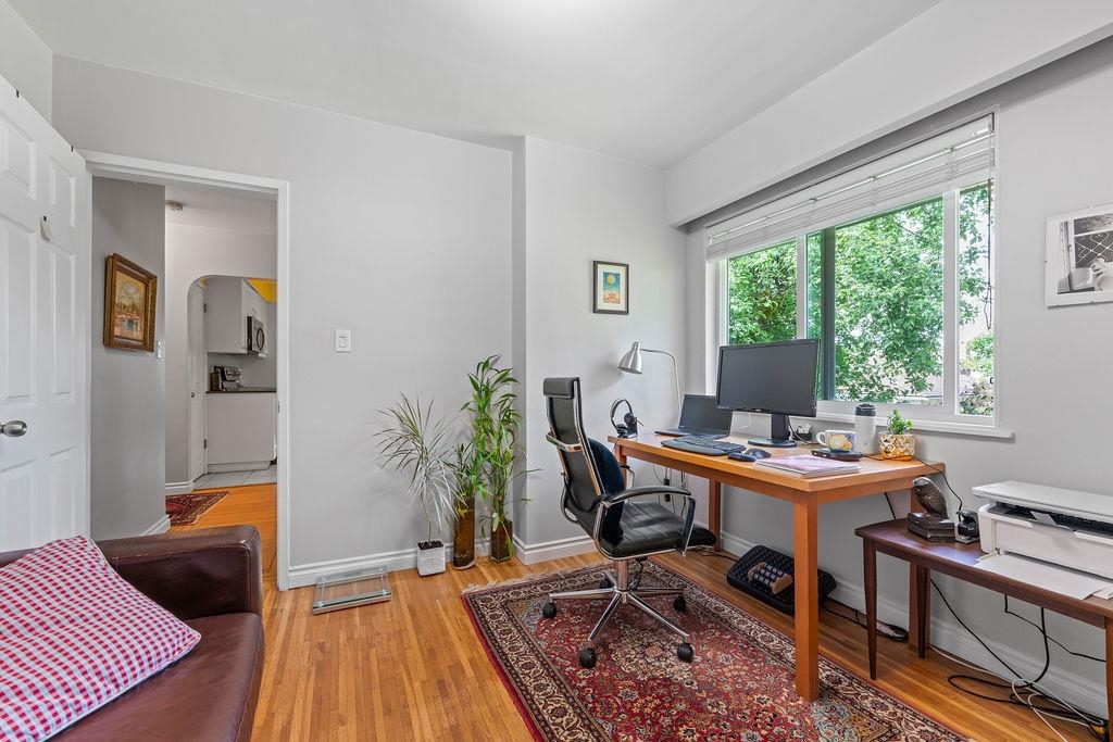 Powder Room Photo of 535 Holdom Avenue, Burnaby, BC