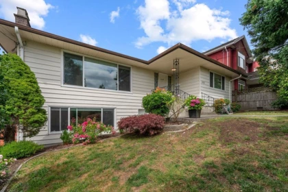 535 Holdom Avenue, Burnaby, BC, Burnaby — Single Family Residence for sale