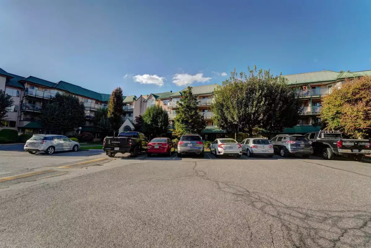 Front Yard Photo of 116 2964 Trethewey Street, Abbotsford, BC