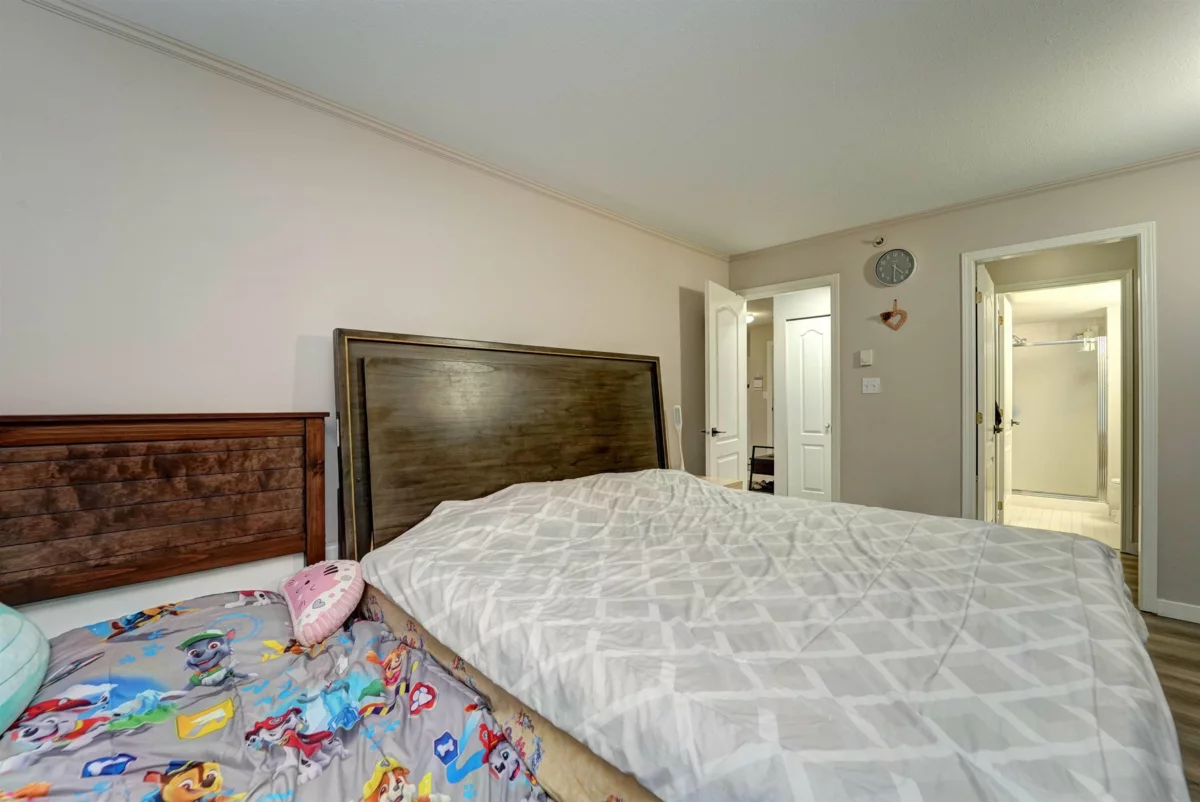 Powder Room Photo of 116 2964 Trethewey Street, Abbotsford, BC