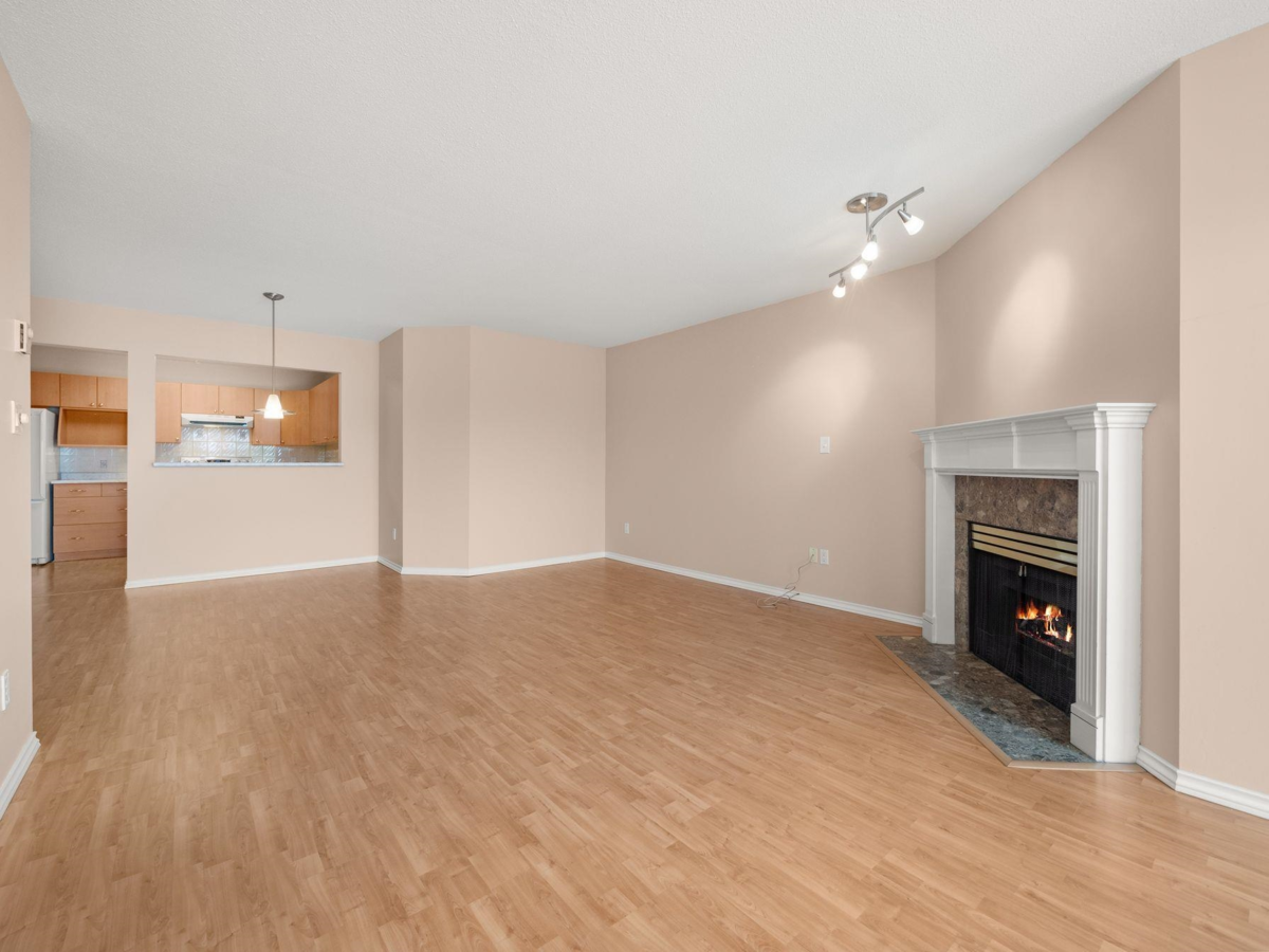 Bedroom 4 Photo of 204 1140 55 Street, Delta, BC