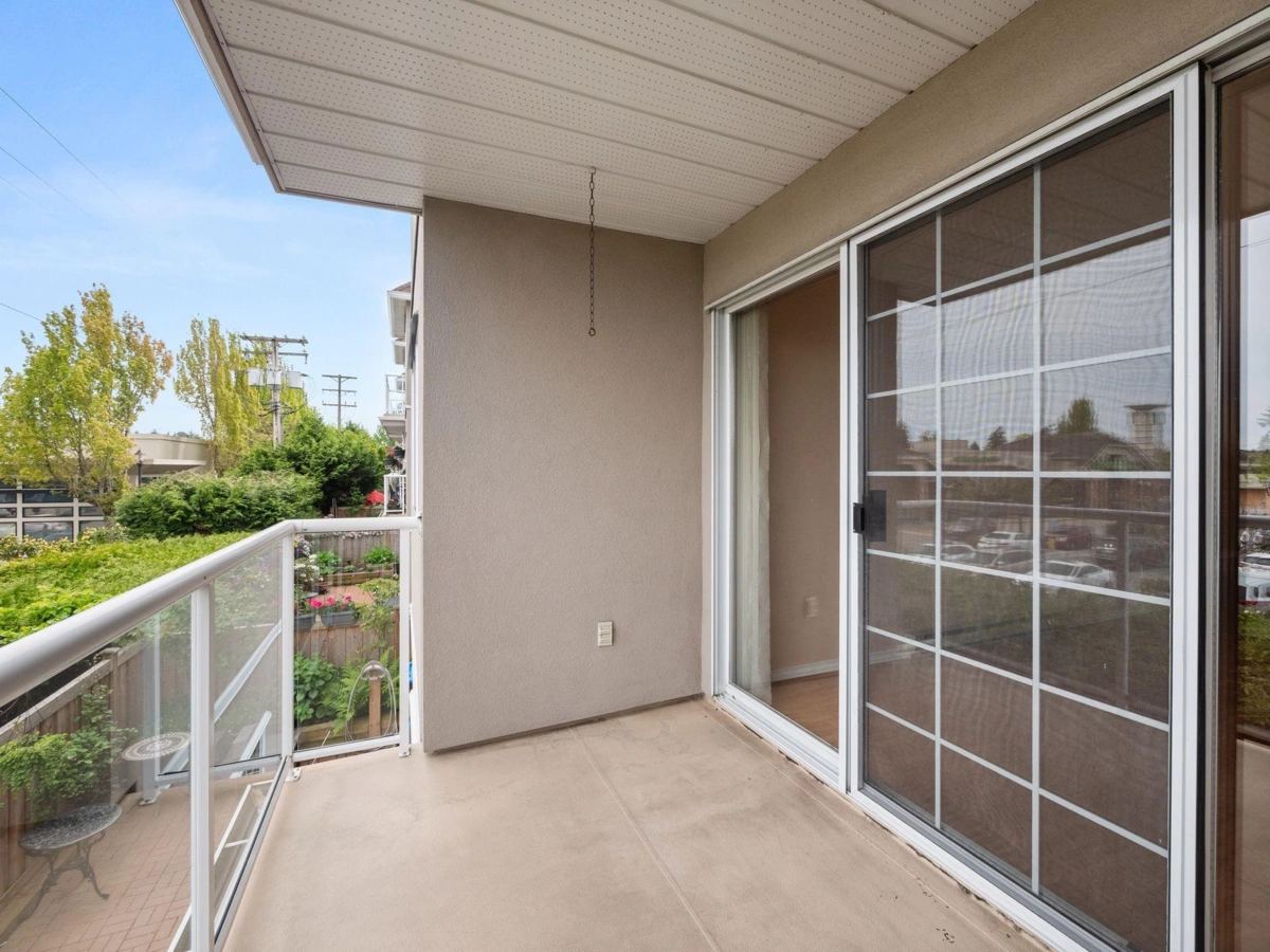 Staircase Photo of 204 1140 55 Street, Delta, BC