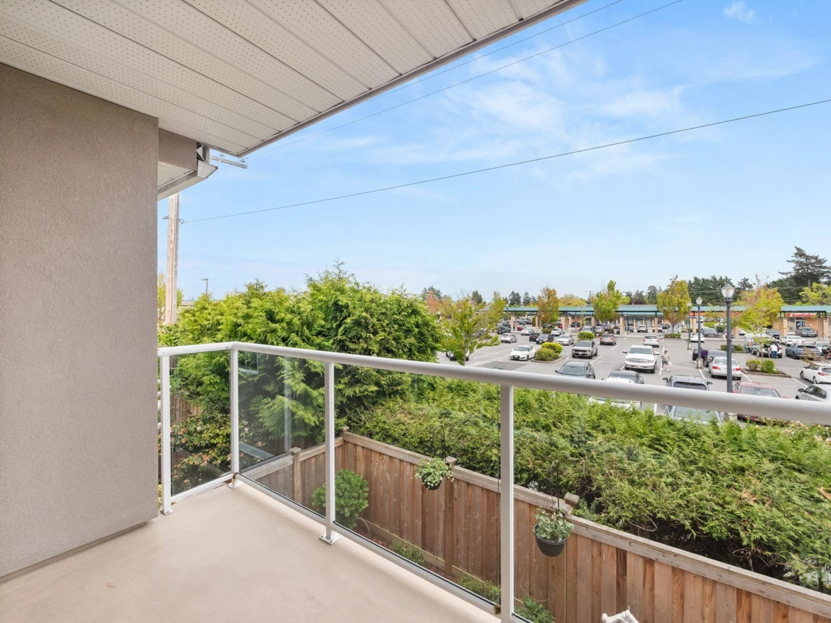 Walk-In Closet Photo of 204 1140 55 Street, Delta, BC