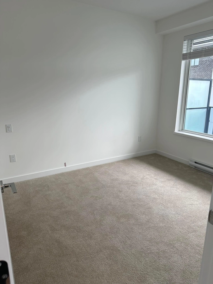 Dining Area Photo of 202 15848 Fraser Highway, Surrey, BC