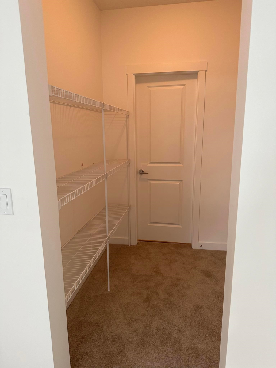 Kitchen Photo of 202 15848 Fraser Highway, Surrey, BC