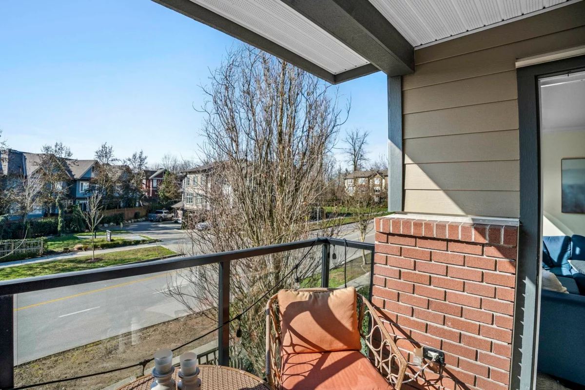 Garden / Landscaping Photo of 201 19201 66a Avenue, Surrey, BC