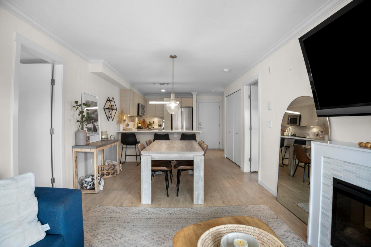 Pantry Photo of 201 19201 66a Avenue, Surrey, BC