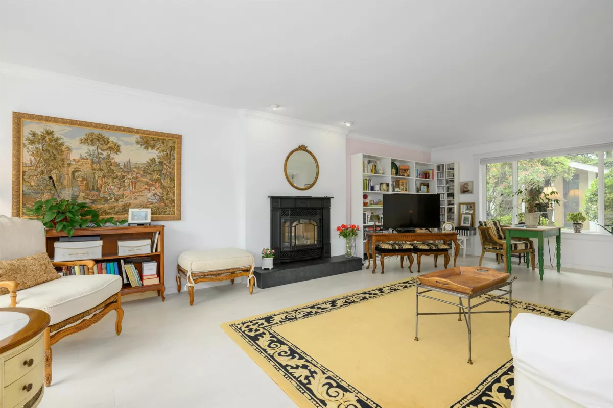 Dining Area Photo of 5072 2a Avenue, Delta, BC