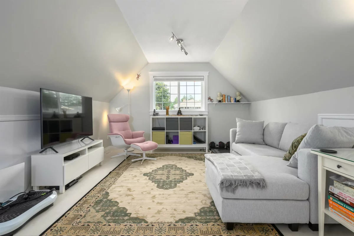 Laundry Room Photo of 5072 2a Avenue, Delta, BC