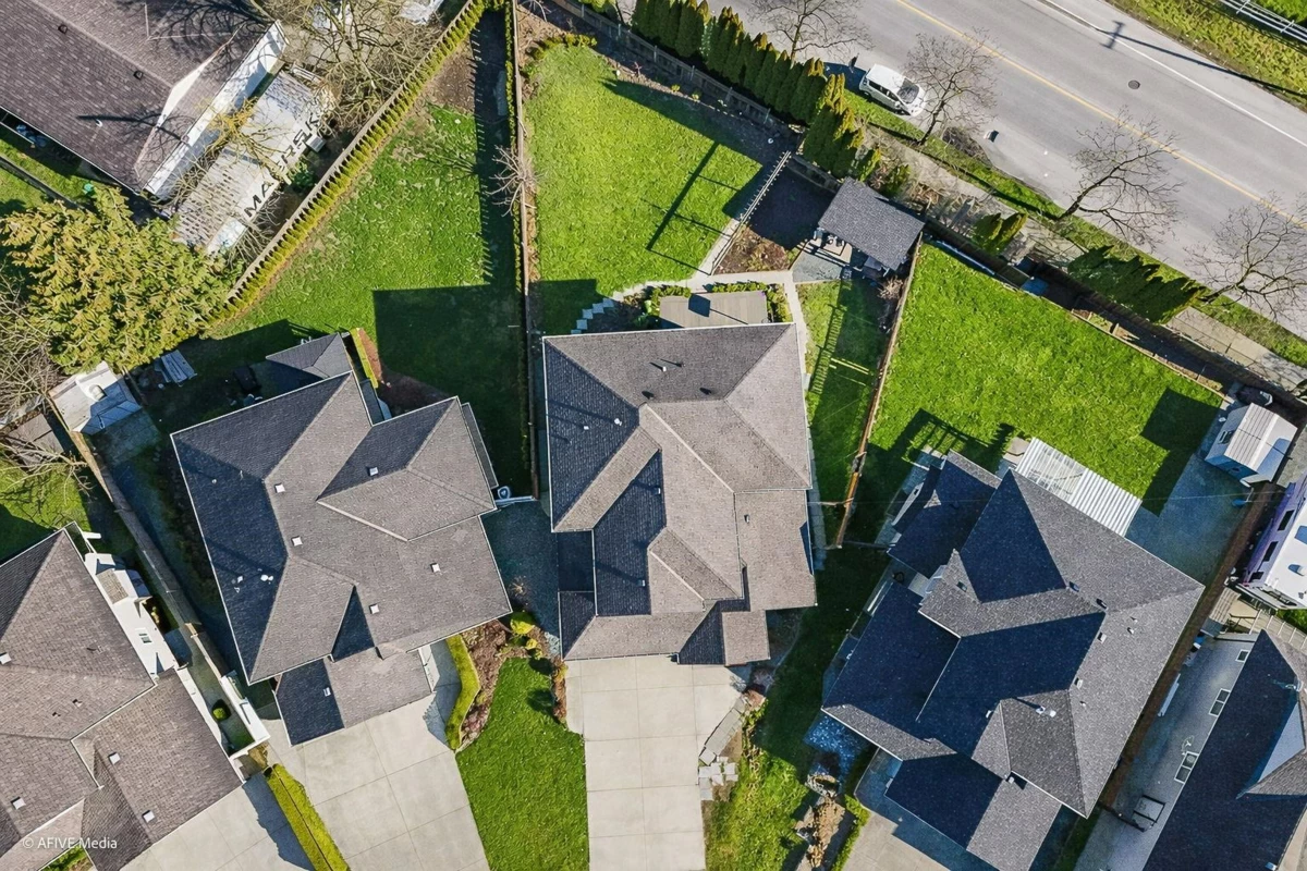 Fitness Center Photo Near 2898 Buffer Crescent, Abbotsford, BC