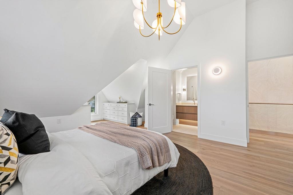 Front Yard Photo of 1139 W 33rd Avenue, Vancouver, BC