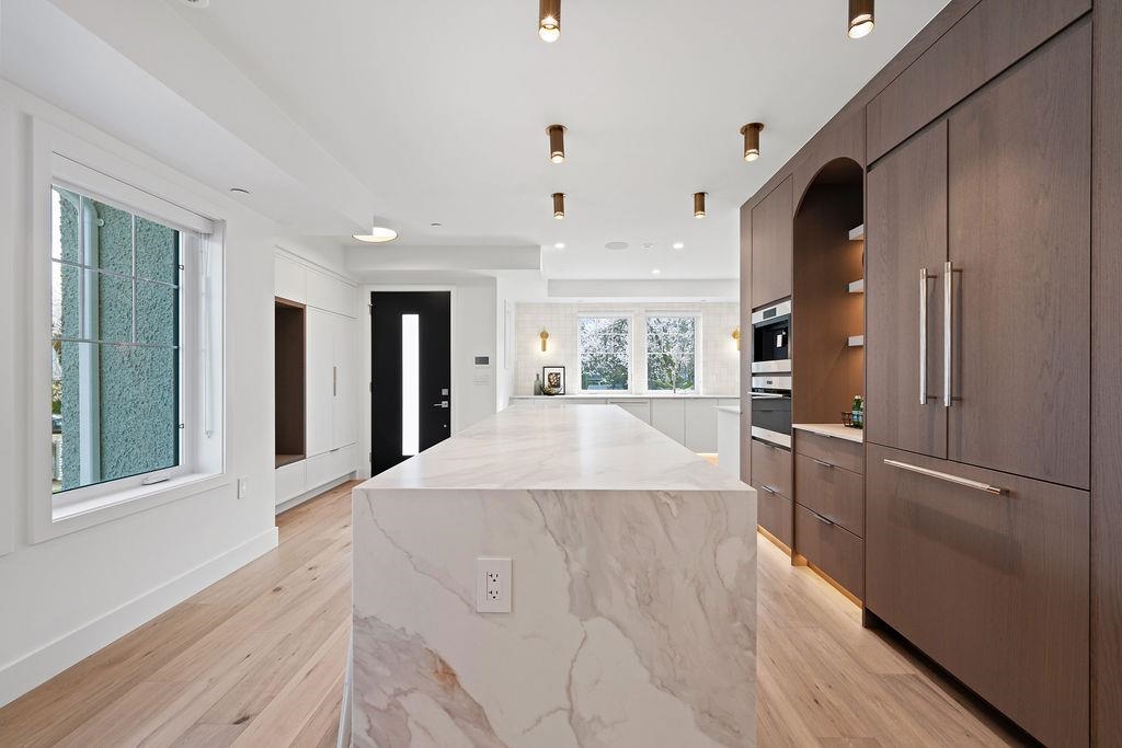 Outdoor Deck Photo of 1139 W 33rd Avenue, Vancouver, BC