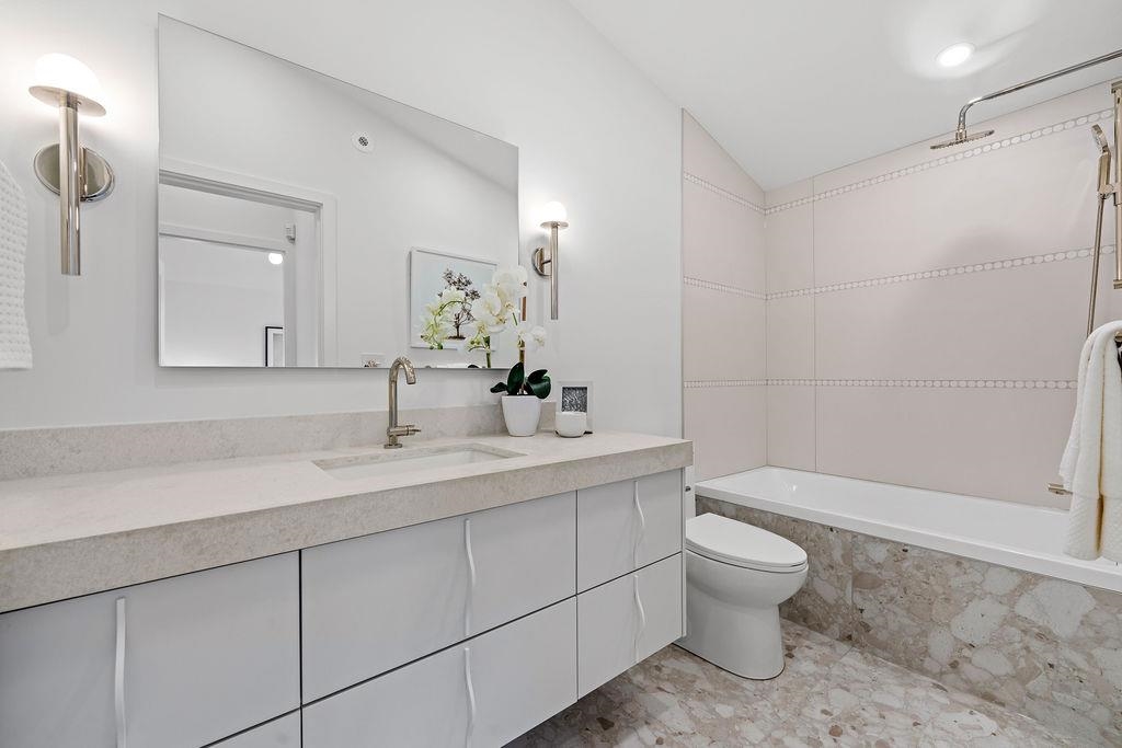 Street View Photo of 1139 W 33rd Avenue, Vancouver, BC