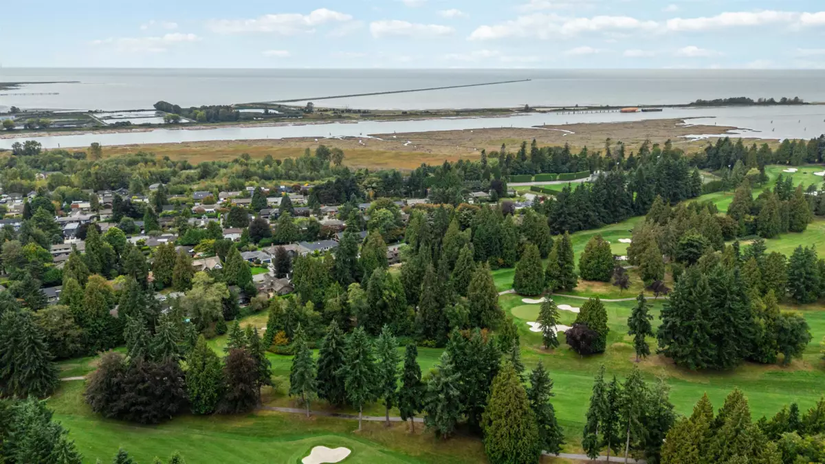 Community Amenities Photo (Clubhouse) of 4262 Yuculta Crescent, Vancouver, BC