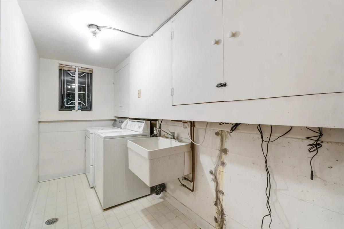 Garden / Landscaping Photo of 4262 Yuculta Crescent, Vancouver, BC