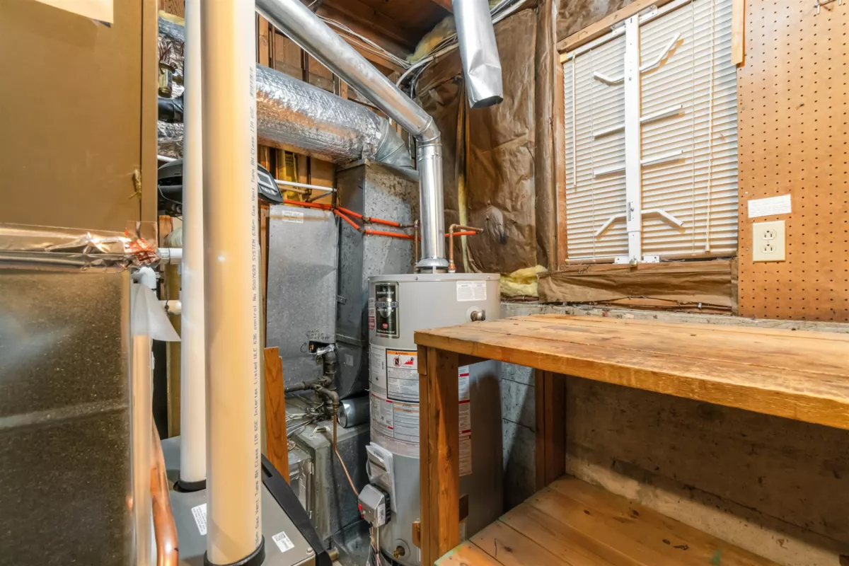 Hot Tub / Spa Photo of 4262 Yuculta Crescent, Vancouver, BC