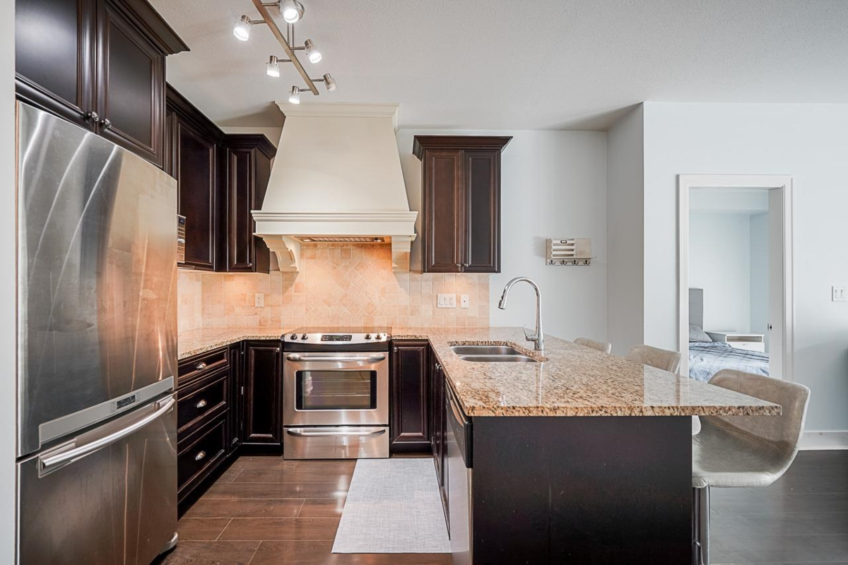 Kitchen Island Photo of 316 6480 195a Street, Surrey, BC