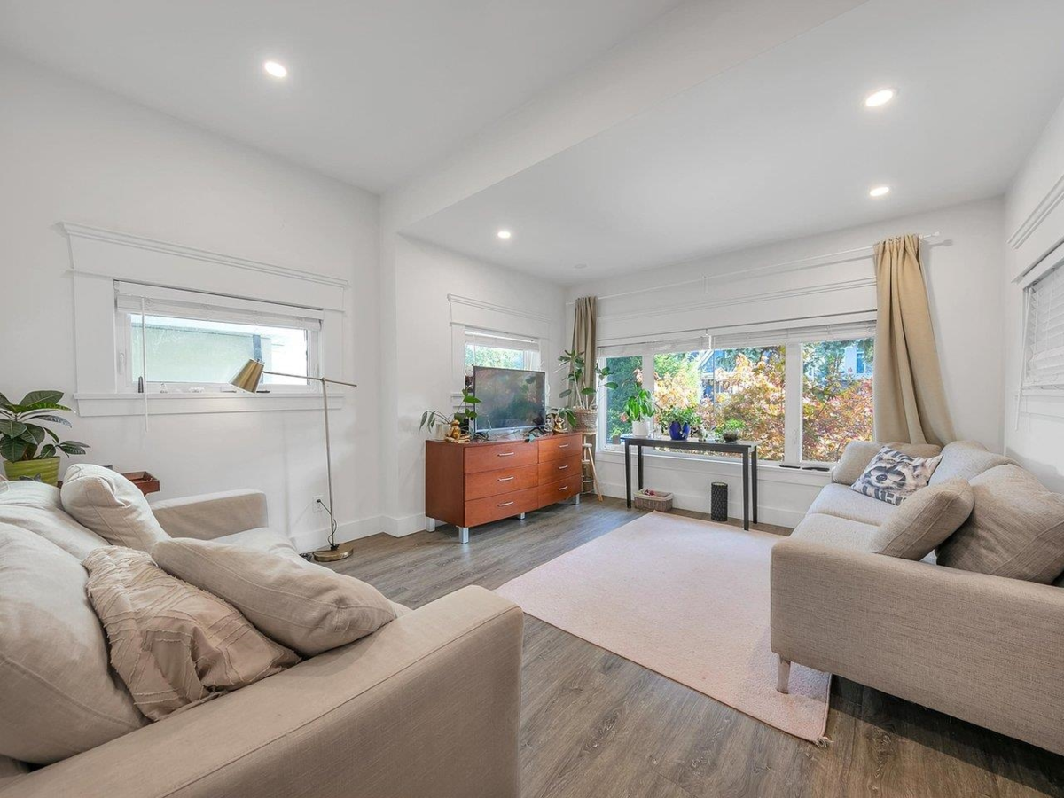 Basement Recreation Room Photo of 153 W 19th Avenue, Vancouver, BC