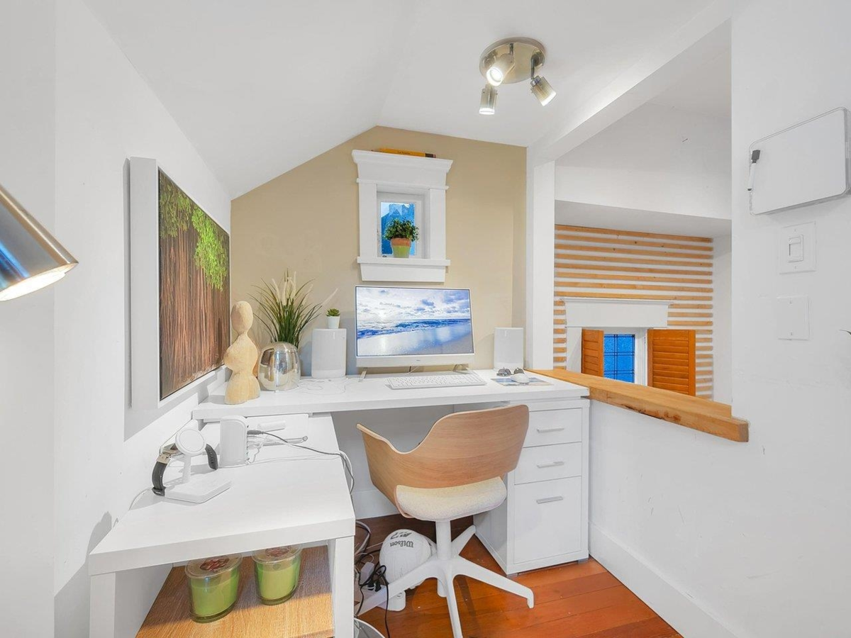 Primary Bedroom Photo of 153 W 19th Avenue, Vancouver, BC