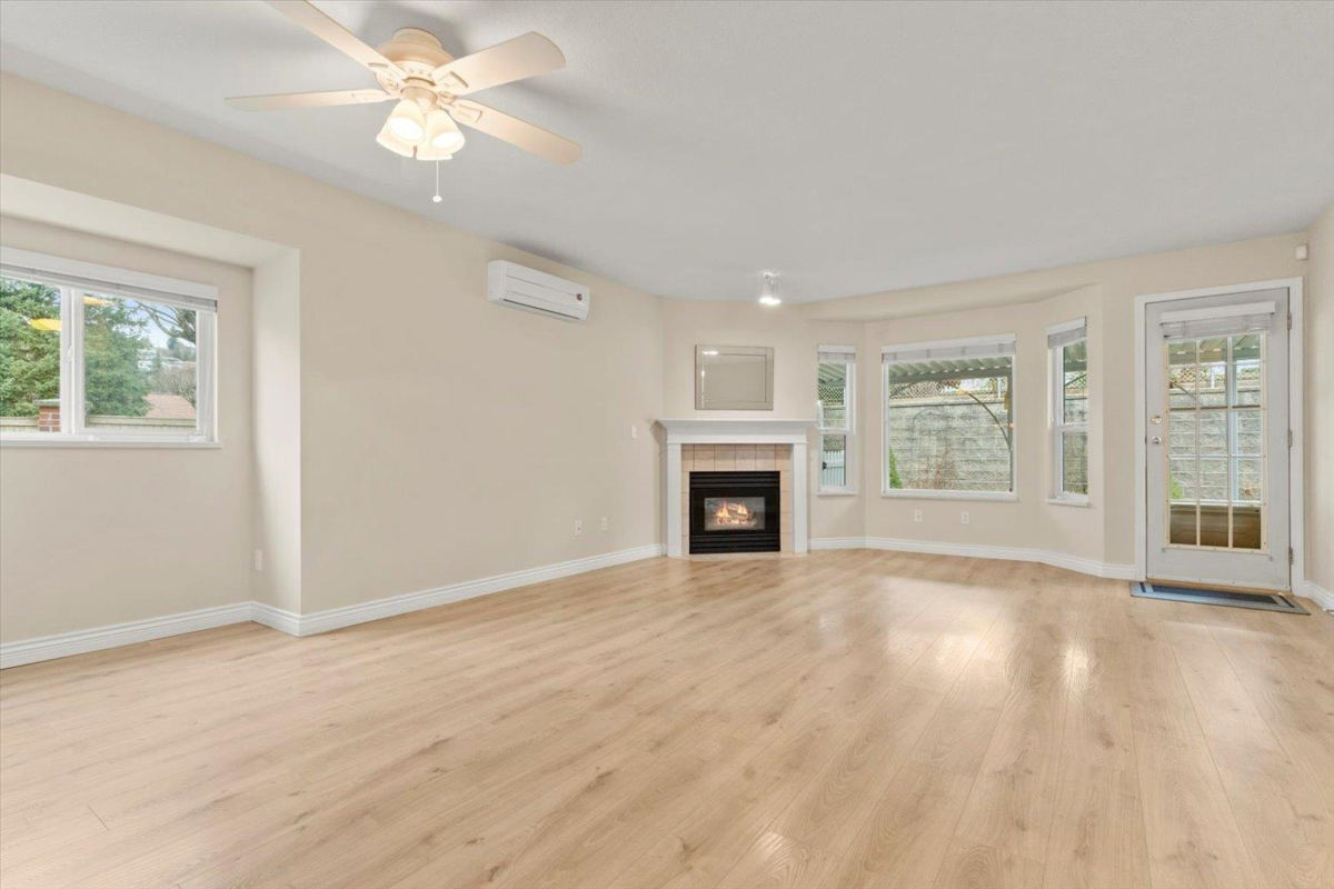 Bedroom 3 Photo of 26 1973 Winfield Drive, Abbotsford, BC