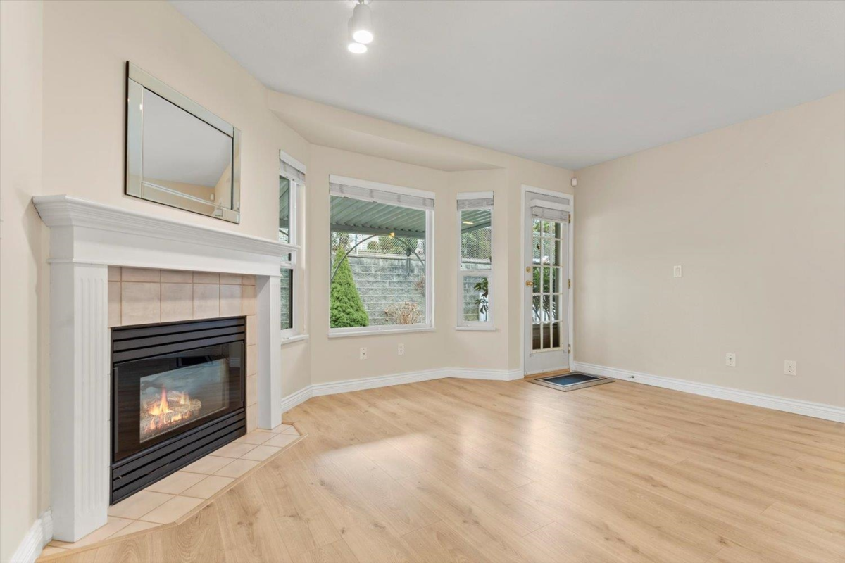 Guest Bathroom Photo of 26 1973 Winfield Drive, Abbotsford, BC