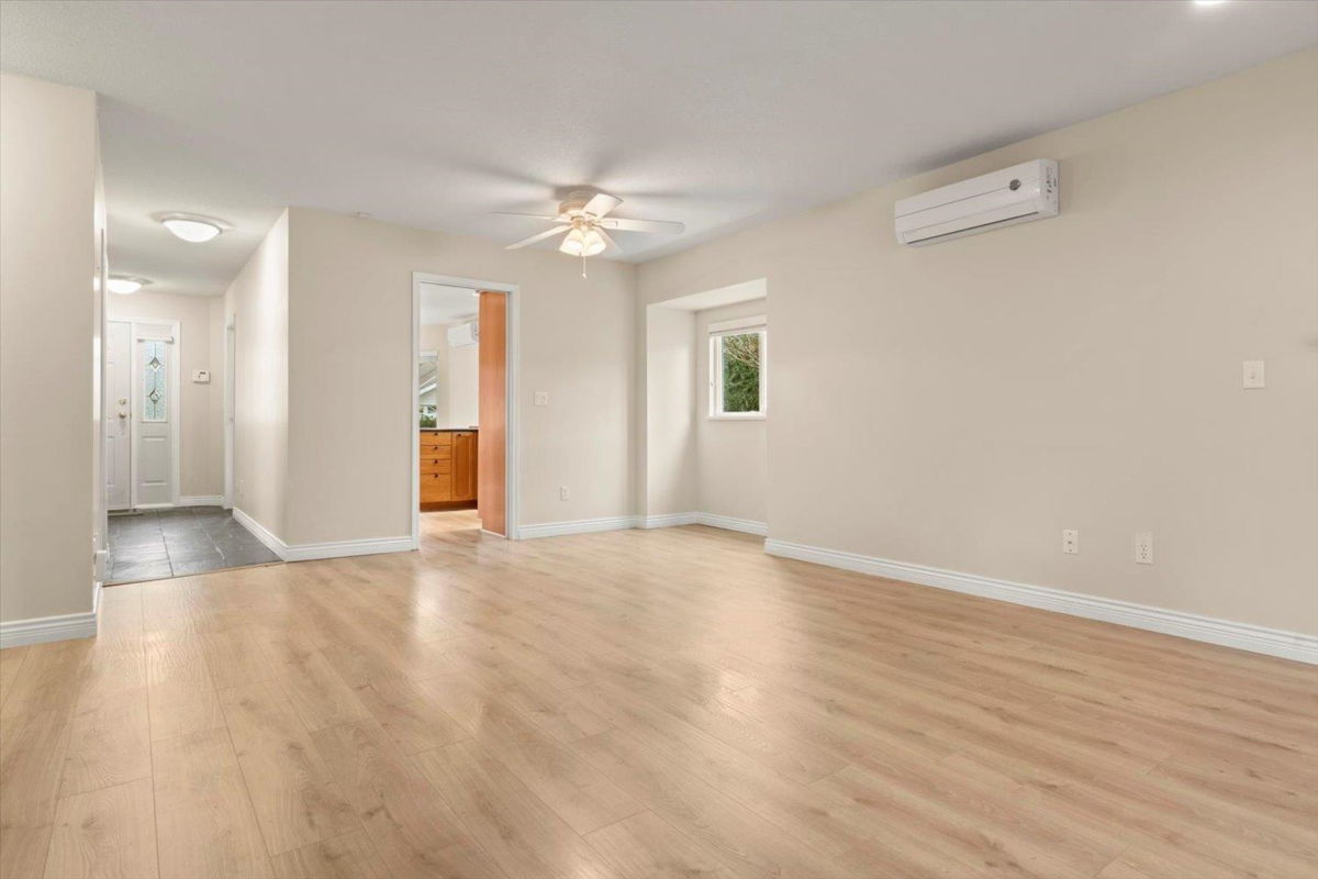 Office / Den Photo of 26 1973 Winfield Drive, Abbotsford, BC