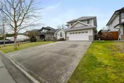 6475 188a Street, Surrey, BC, Surrey — Single Family Residence for sale