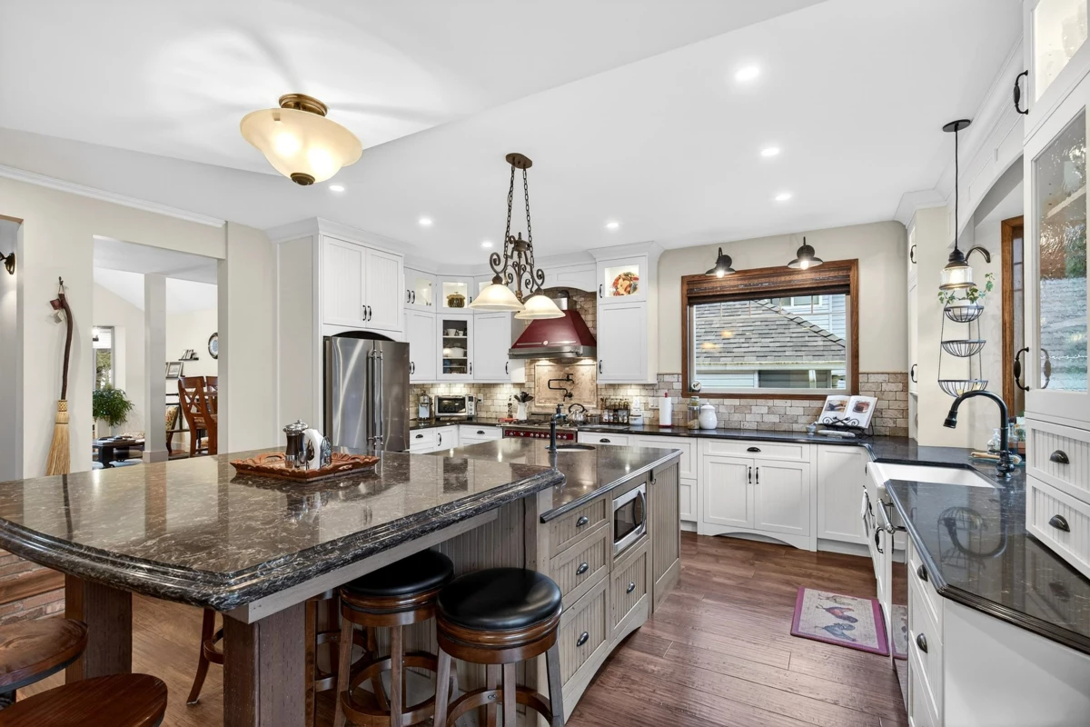 Dining Area Photo of 21687 48a Avenue, Langley, BC