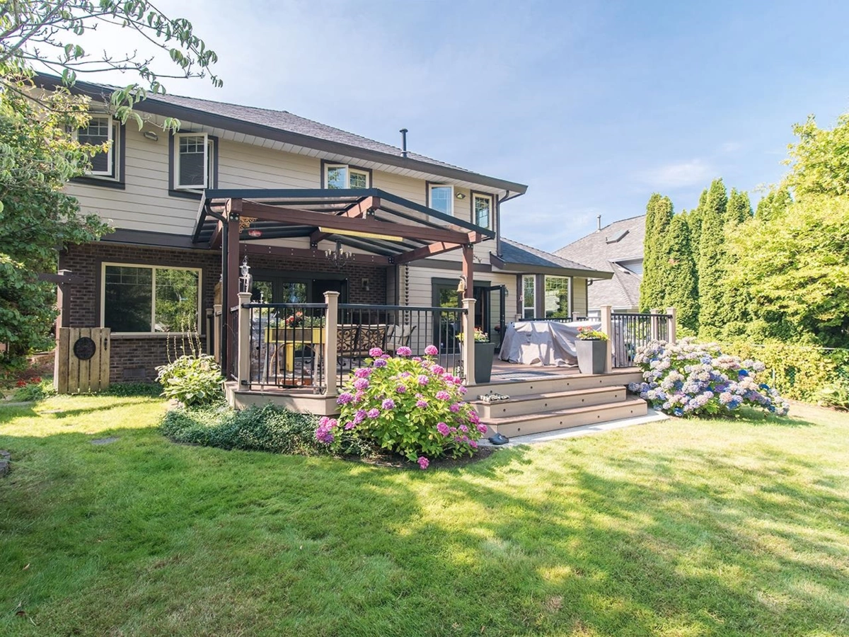 Outdoor Patio Photo of 21687 48a Avenue, Langley, BC