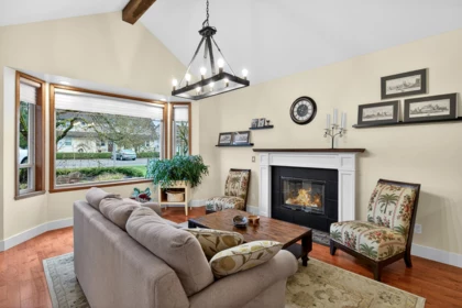 21687 48a Avenue, Langley, BC