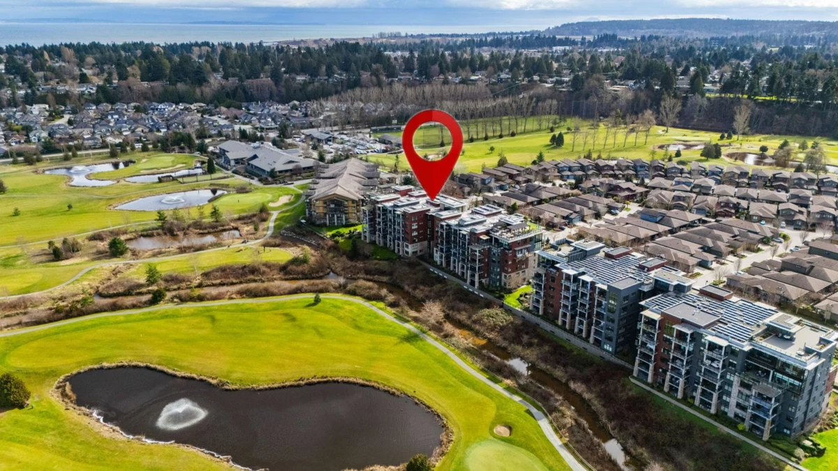Kitchen Photo of 211 5055 Springs Boulevard, Delta, BC