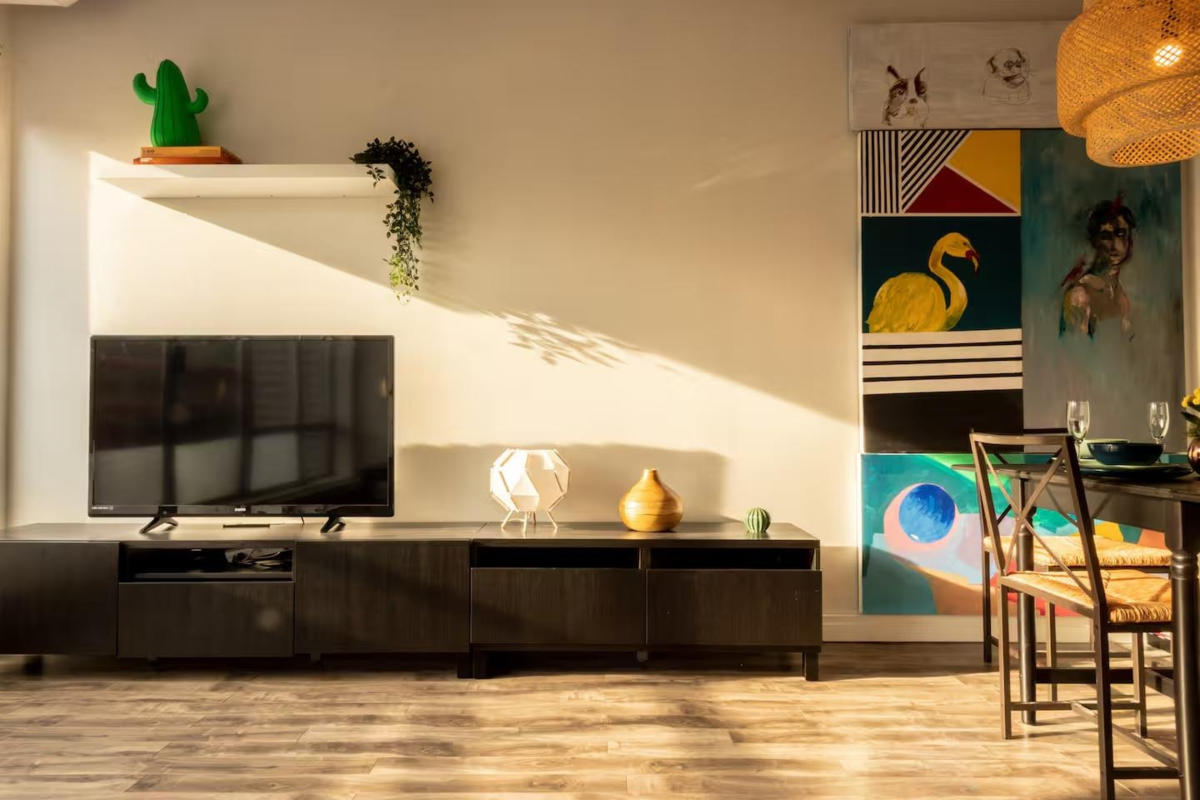 Hallway Photo of 305 350 E 2nd Avenue, Vancouver, BC