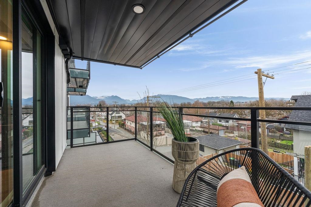 Bedroom 4 Photo of 311 2419 Grant Street, Vancouver, BC