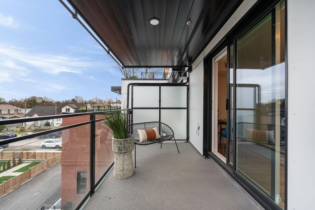 Loft / Bonus Room Photo of 311 2419 Grant Street, Vancouver, BC