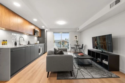 311 2419 Grant Street, Vancouver, BC, Vancouver — Apartment/Condo for sale