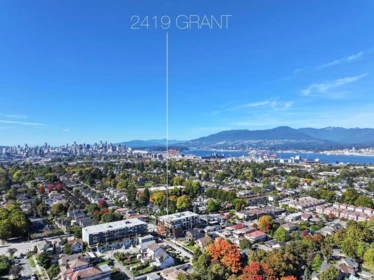 Swimming Pool Photo of 311 2419 Grant Street, Vancouver, BC