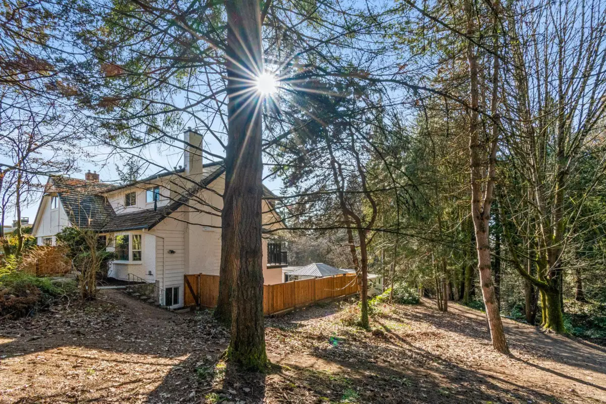 Exterior Rear Photo of 1955 Chesterfield Avenue, North Vancouver, BC