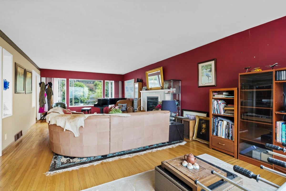 Pantry Photo of 4582 Woodgreen Court, West Vancouver, BC