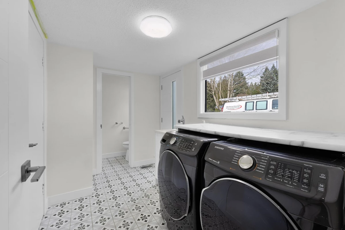 Basement Recreation Room Photo of 6788 Stoney Crescent, Delta, BC