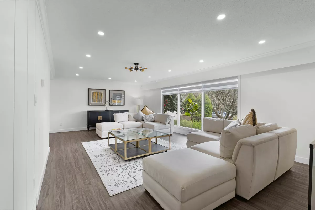 Breakfast Nook Photo of 6788 Stoney Crescent, Delta, BC