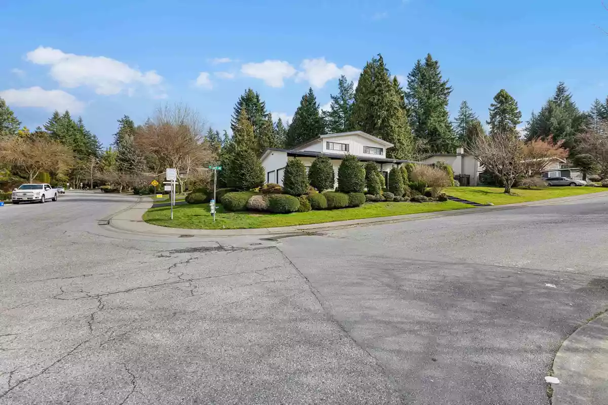 Dining Area Photo of 6788 Stoney Crescent, Delta, BC