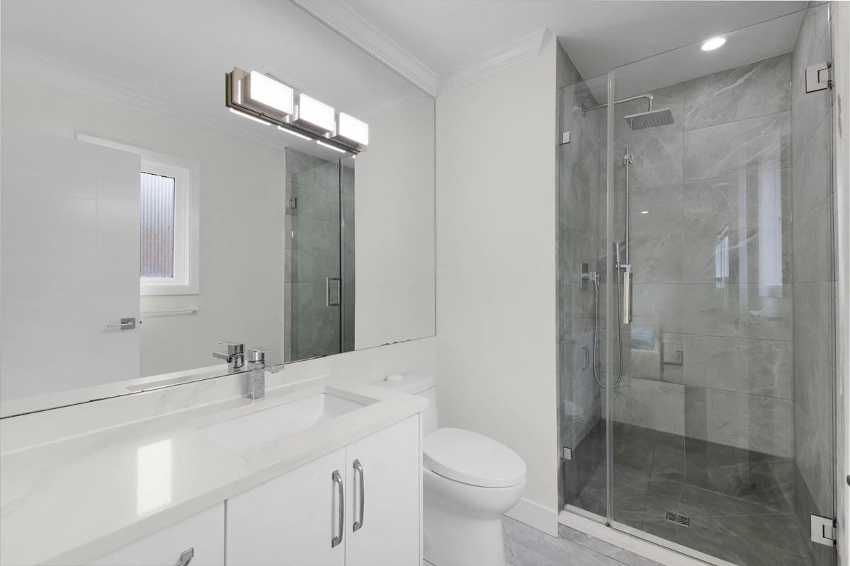 Entry Foyer Photo of 6788 Stoney Crescent, Delta, BC