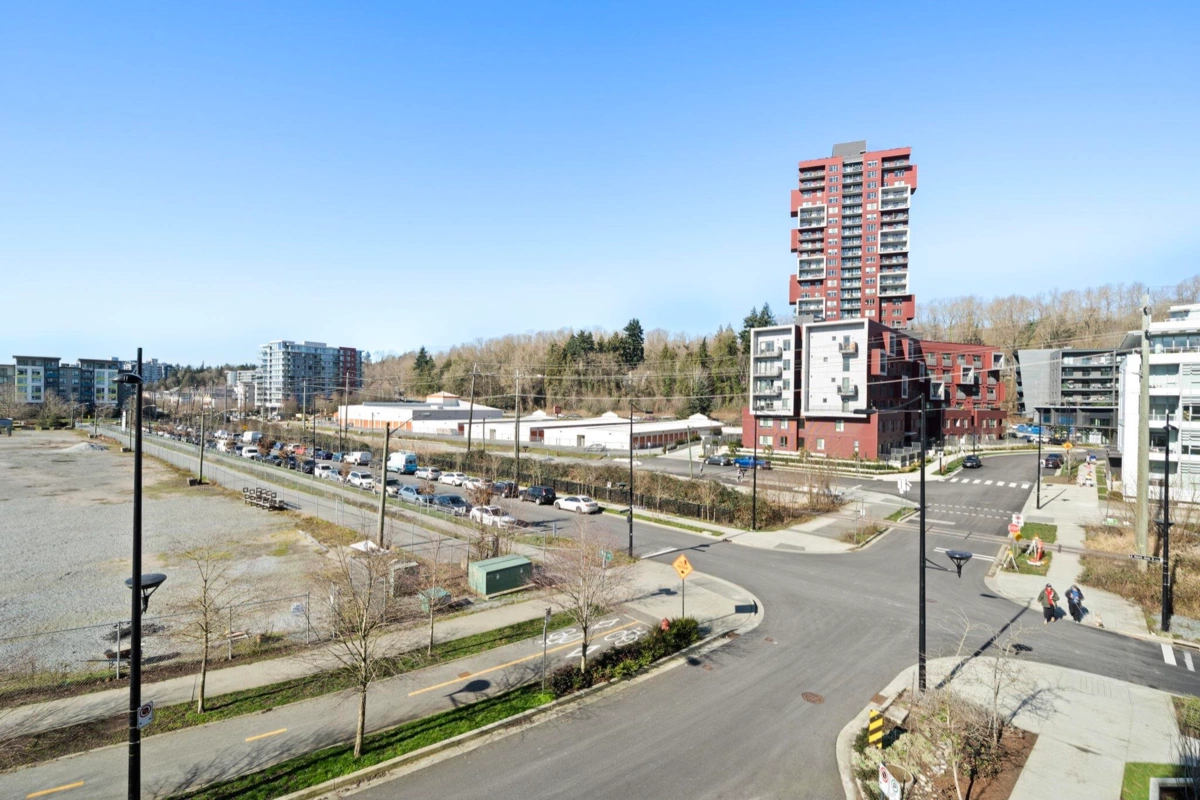 Hallway Photo of 313 3430 E Kent Avenue South Avenue, Vancouver, BC