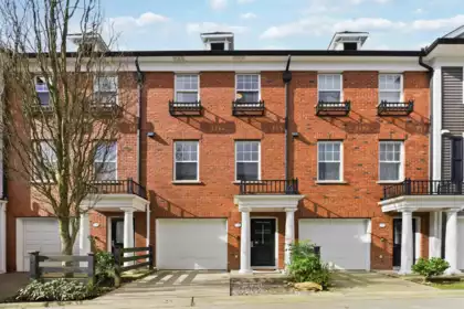 18 19572 Fraser Way, Pitt Meadows, BC, South Meadows — 2 bed townhouse for sale